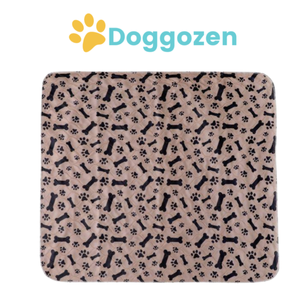 tapis de propreté pour chien marron